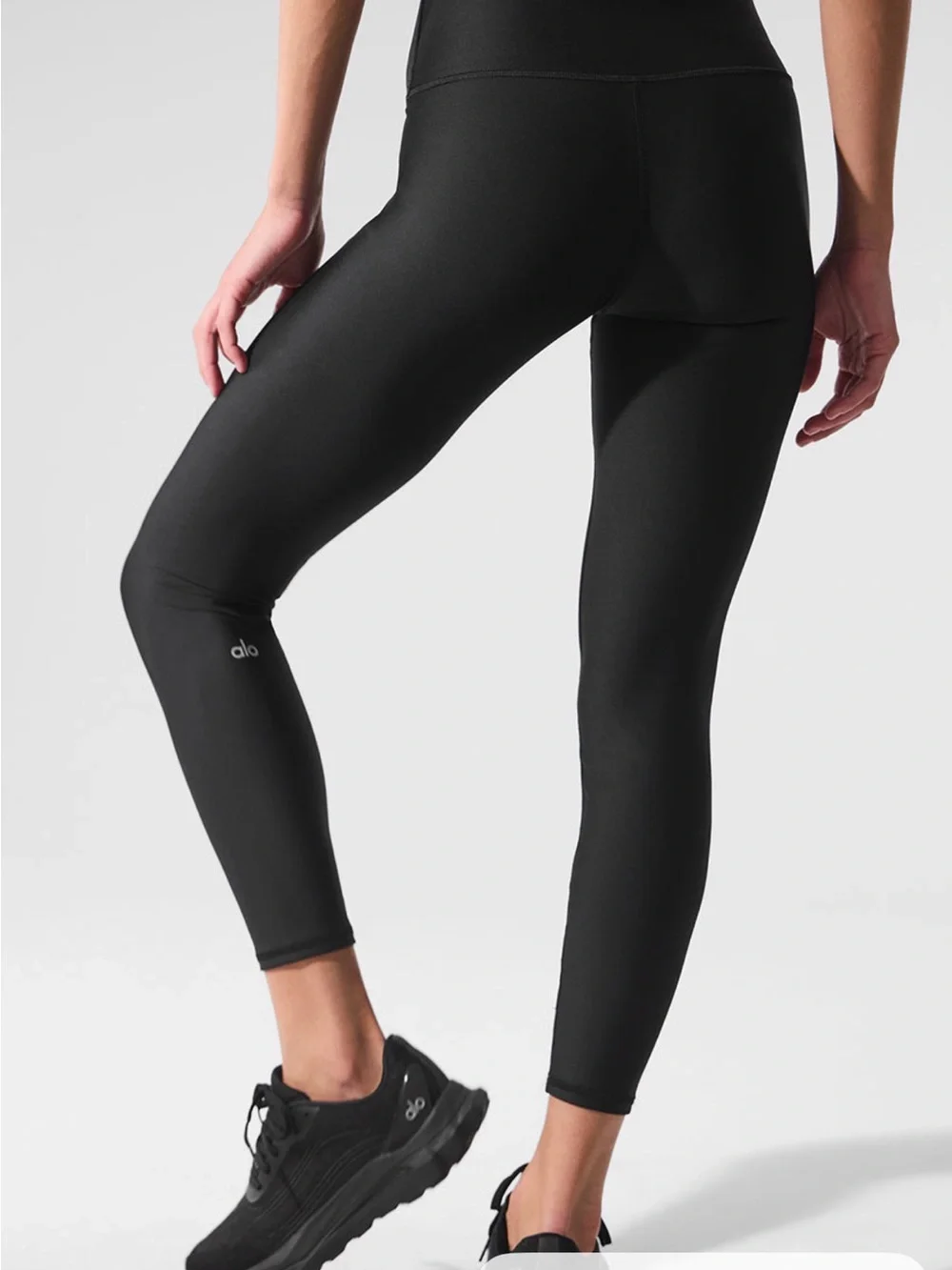 ALO Yoga Black High waisted 7/8 Airlift Leggings
